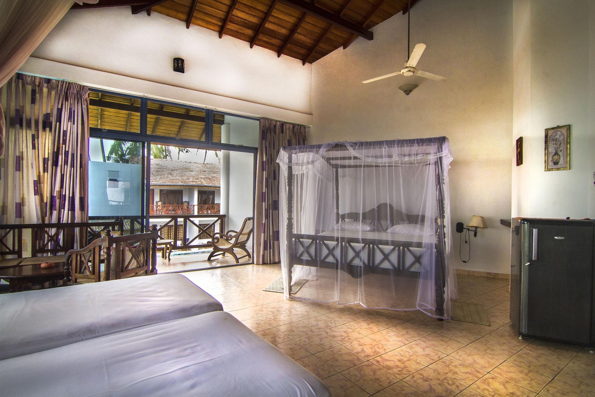 Ranmal Beach Hotel Hikkaduwa Exterior photo