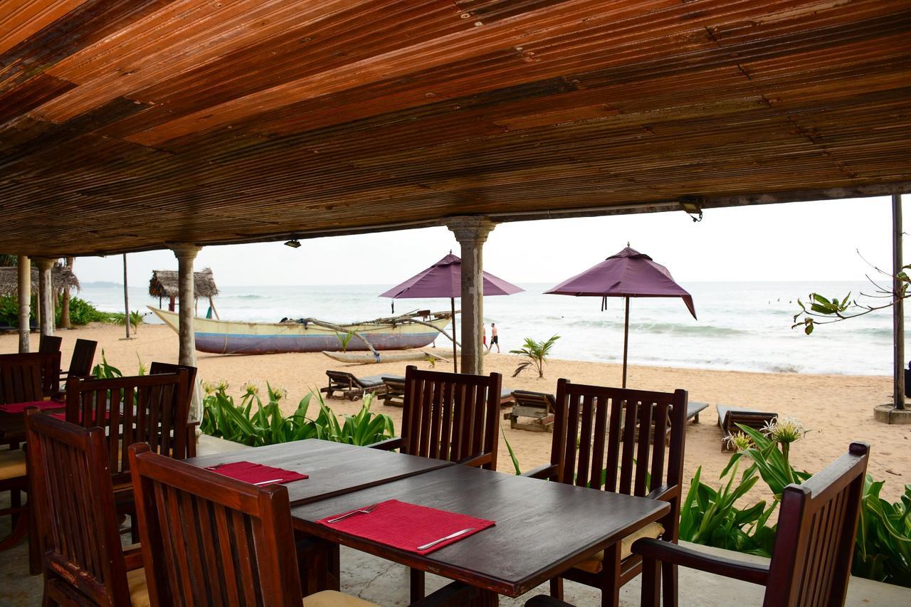 Ranmal Beach Hotel Hikkaduwa Exterior photo