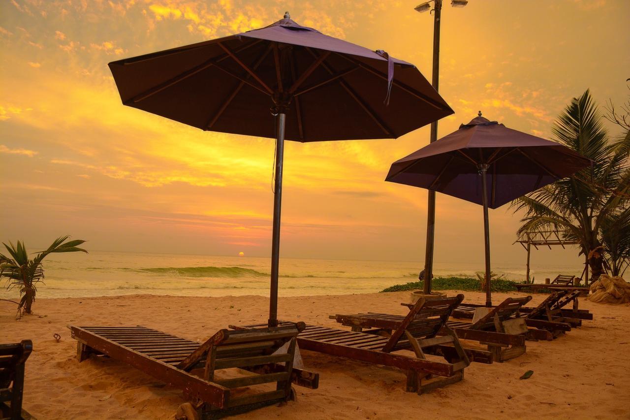 Ranmal Beach Hotel Hikkaduwa Exterior photo