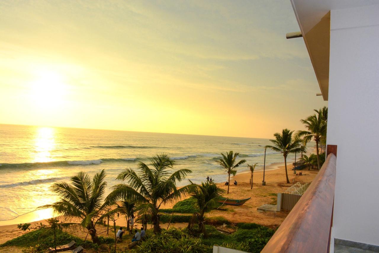 Ranmal Beach Hotel Hikkaduwa Exterior photo